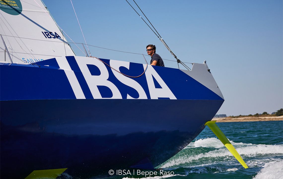 Alberto Bona and the IBSA class40