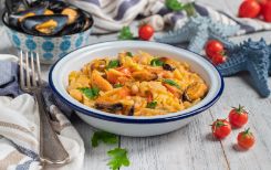 Pasta with beans and mussels